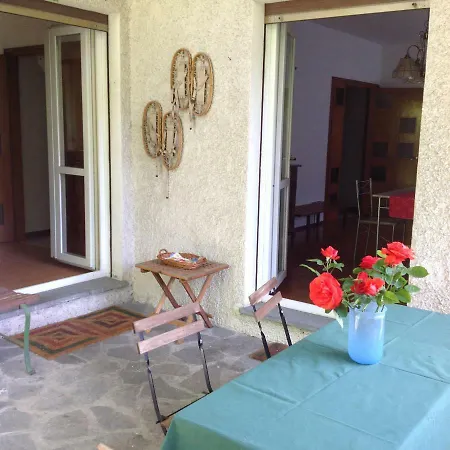 Maison Eglantyne Apartman Aosta